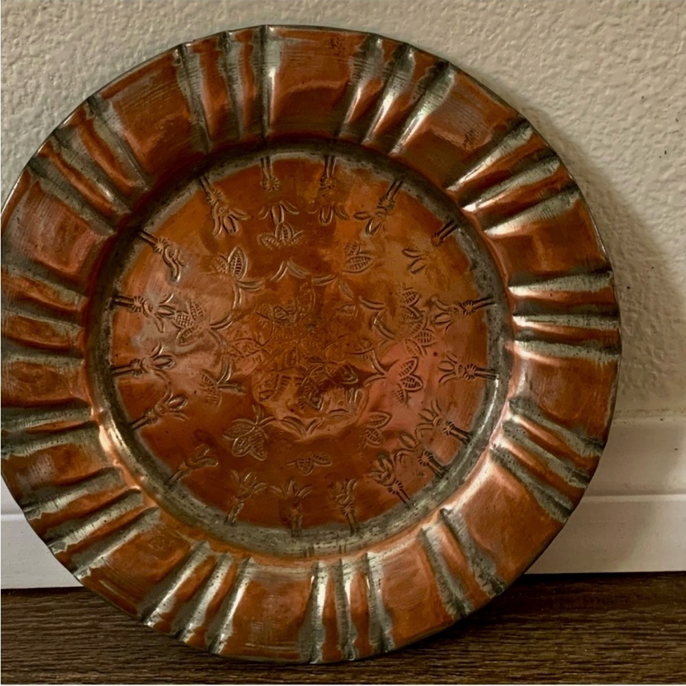 Vintage Copper Decorative plaque diameter 9 inches